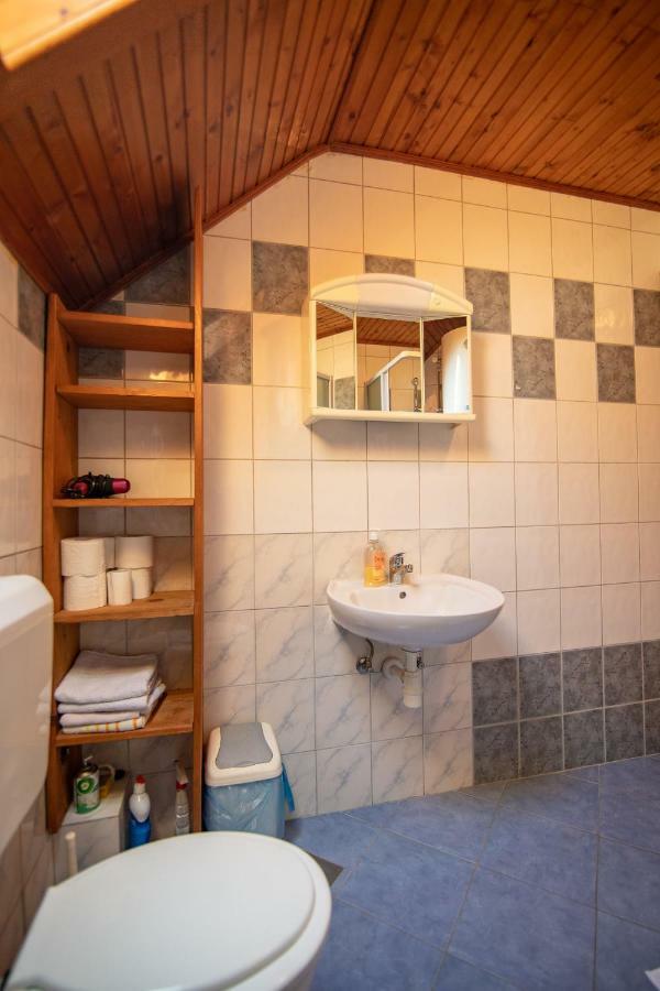 Holiday Home Marijana Smoljanac Buitenkant foto